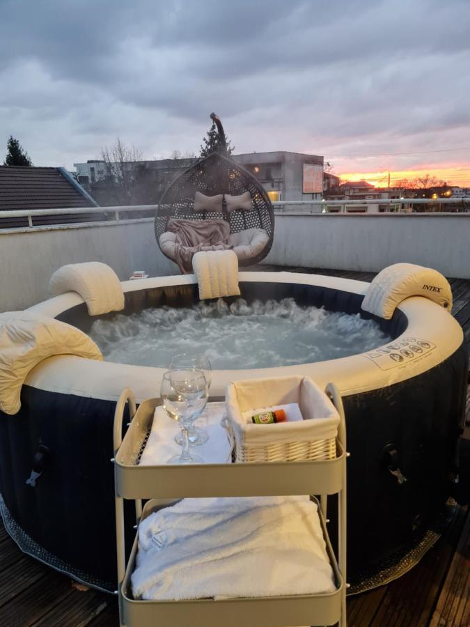 Arad Wellness Appartement Buitenkant foto