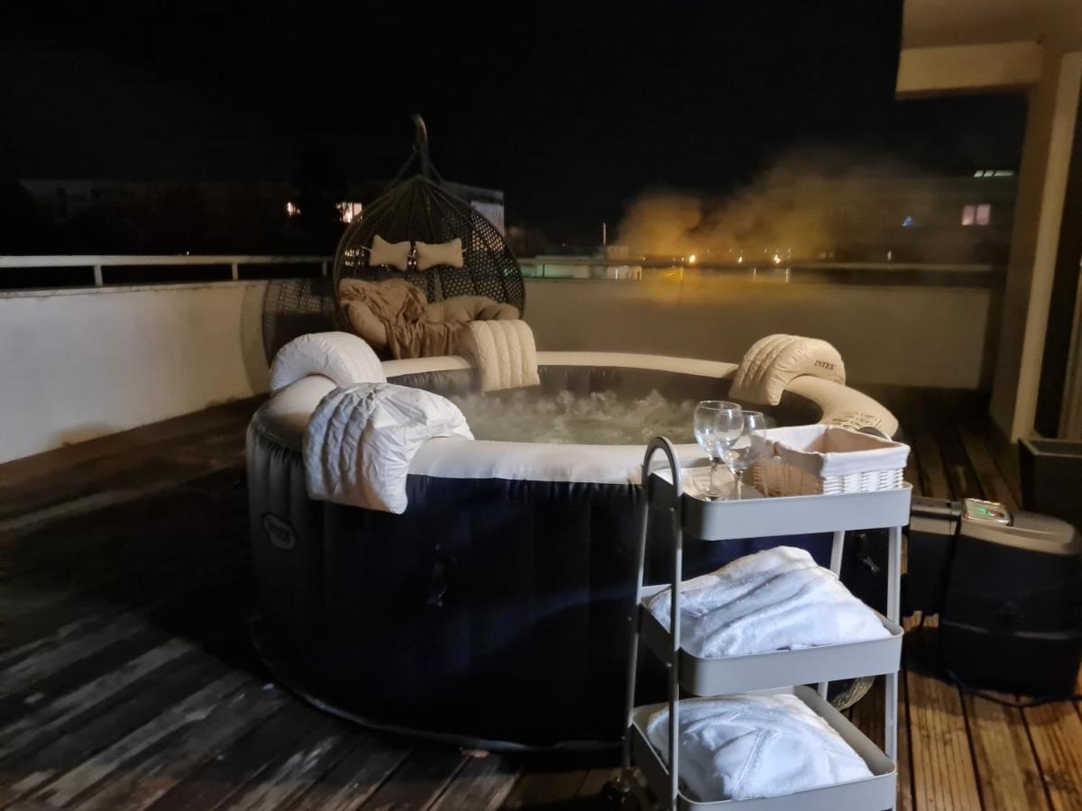 Arad Wellness Appartement Buitenkant foto